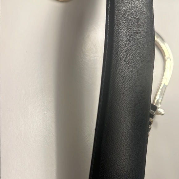 ( Size M ) Sandy Duftler Black and Gold Chain-Like Belt with Modern Clasp